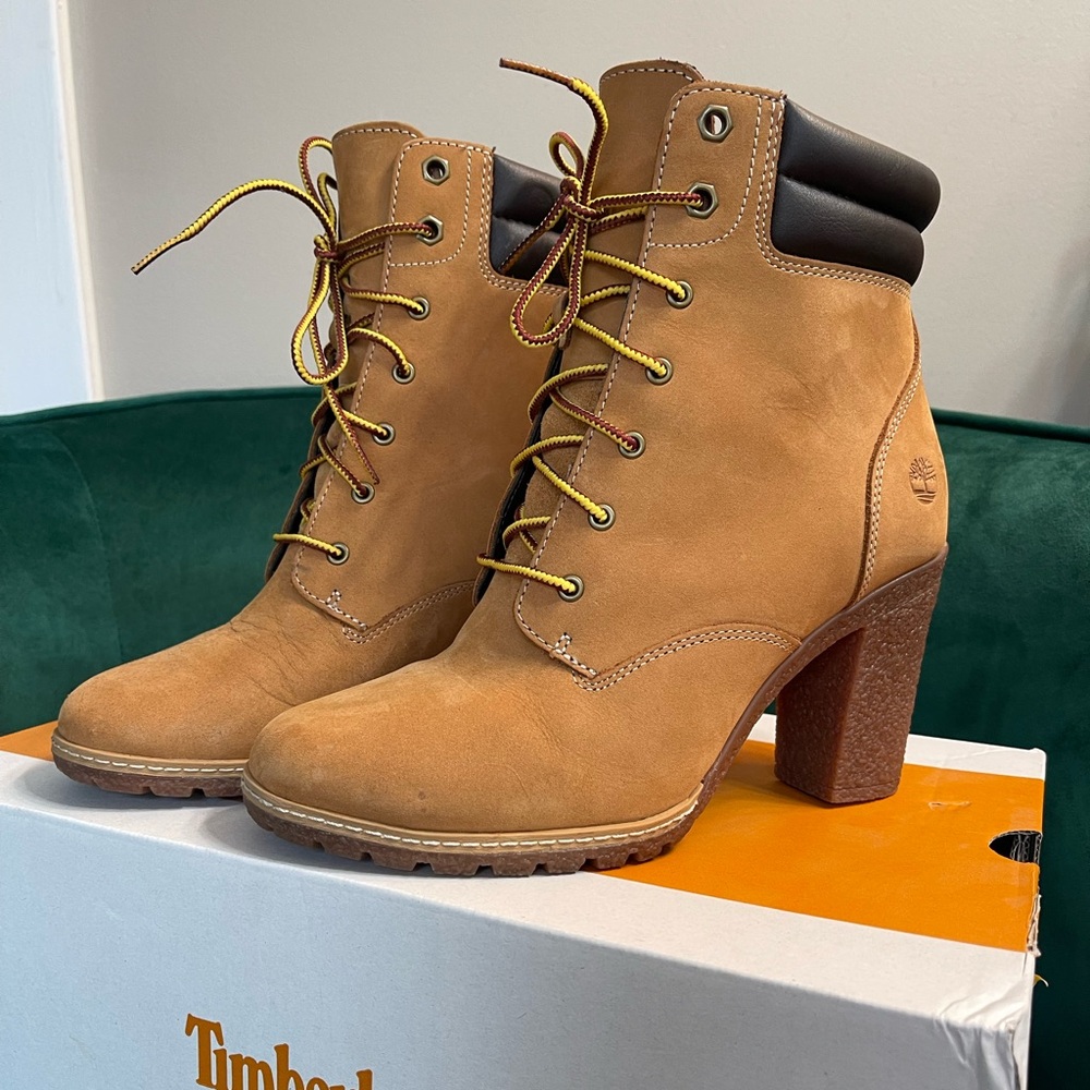 Timberland heeled boots